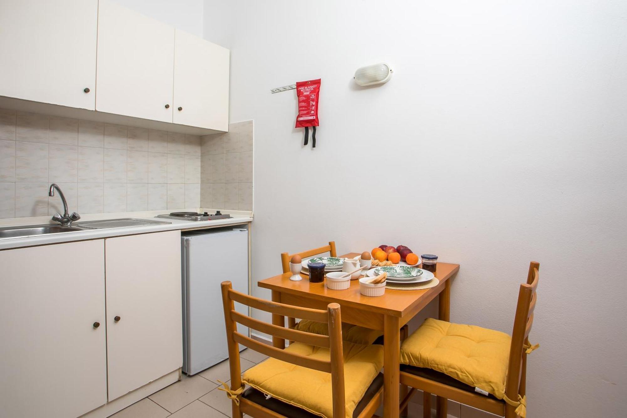 Lardos Sun View Apartments 외부 사진